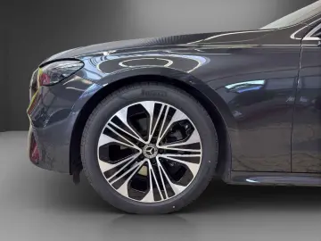 E 200 Avantgarde Pano Totwinkel Keyless SHZ 19