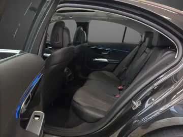 E 200 Avantgarde Pano Totwinkel Keyless SHZ 19