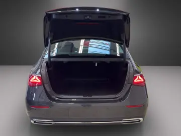 E 200 Avantgarde Pano Totwinkel Keyless SHZ 19