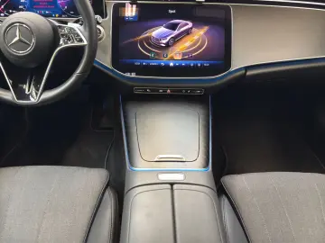 E 200 Avantgarde Pano Totwinkel Keyless SHZ 19