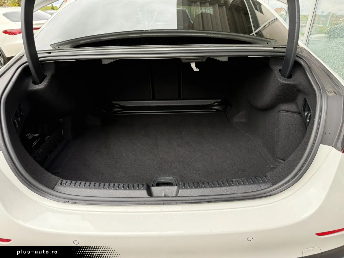 E 200 Limousine AMG  CAM DISTRONIC MBUX NIGHT