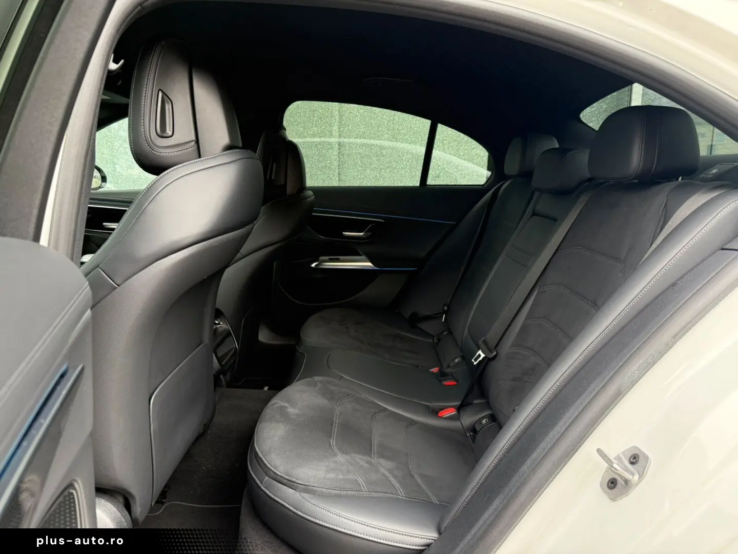 E 200 Limousine AMG  CAM DISTRONIC MBUX NIGHT