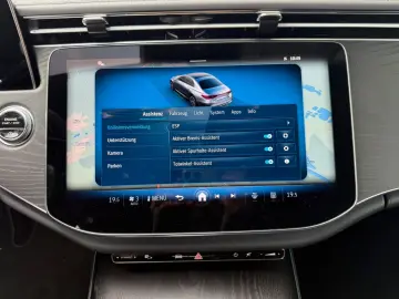 E 200 Limousine AMG  CAM DISTRONIC MBUX NIGHT