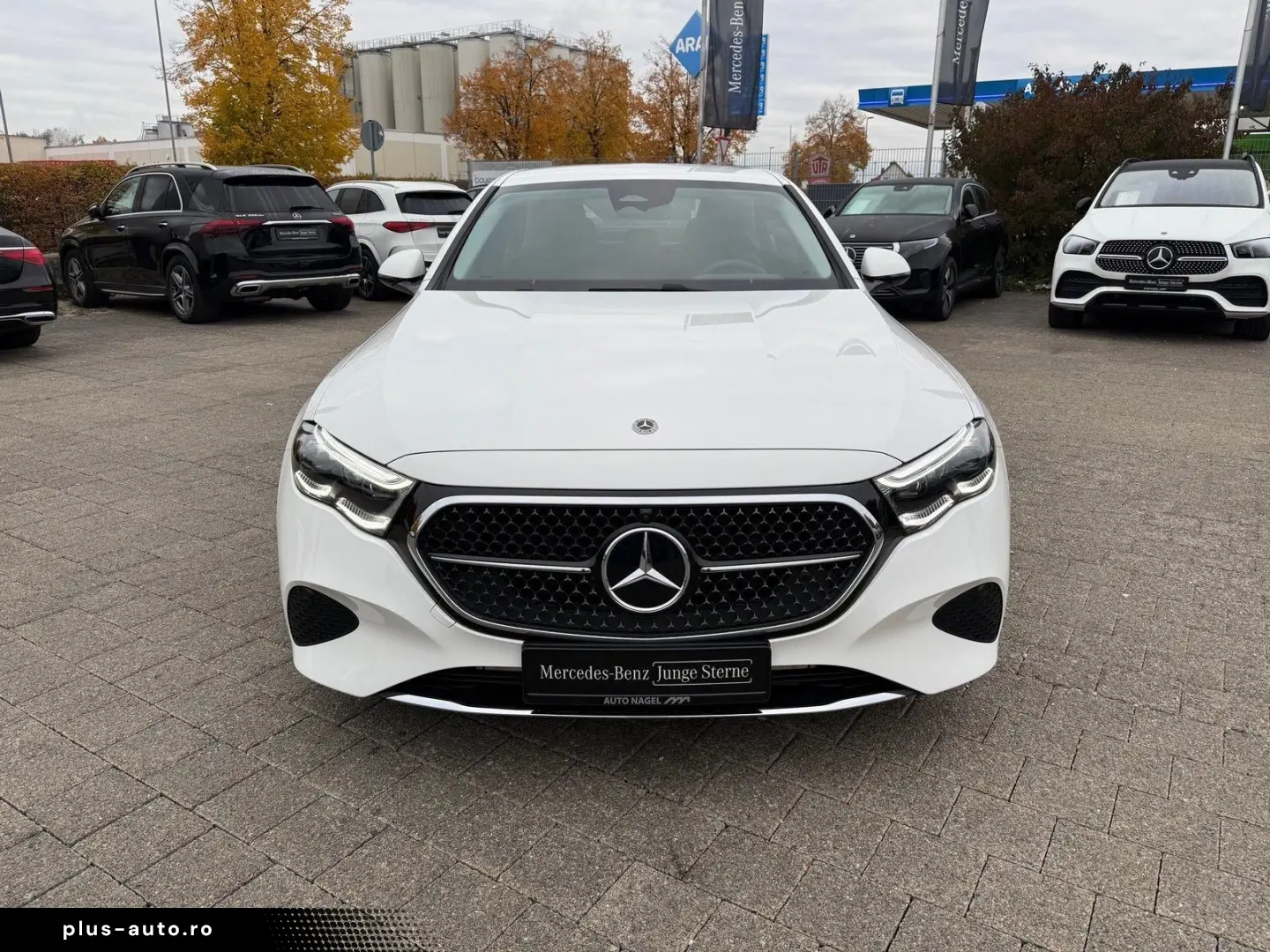 E 200 Avantgarde Advan  AHK Digital DISTR 360