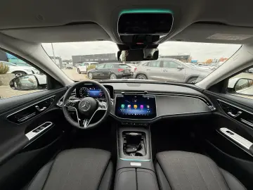 E 200 Avantgarde Advan  AHK Digital DISTR 360