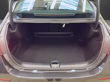 E 200 Avantgarde Totwinkel Spurhalte Kamera 18