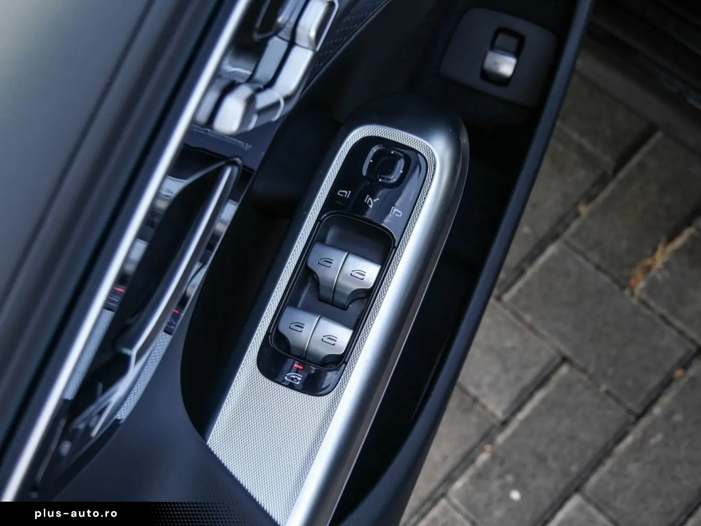 E 200 Limousine AVANTGARDE AMBIENTE MBUX SHZ KAM