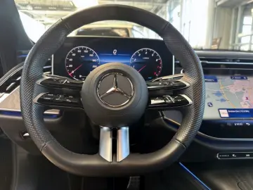 E 200 Limousine AMG Line Navi Kamera DISTRONIC