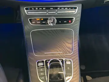 E 200 Cabrio AMG Multibeam Spur AIRCAP Wide Dist