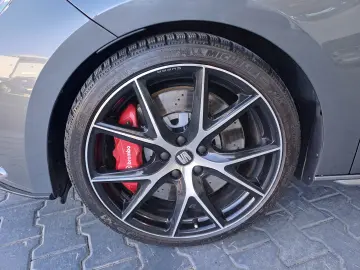 SEAT Leon Cupra 2 0 TSI DSG Start-Stop