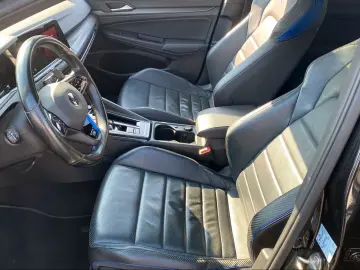 Golf VIII Lim. R 4Motion PANORAMA Head-Up