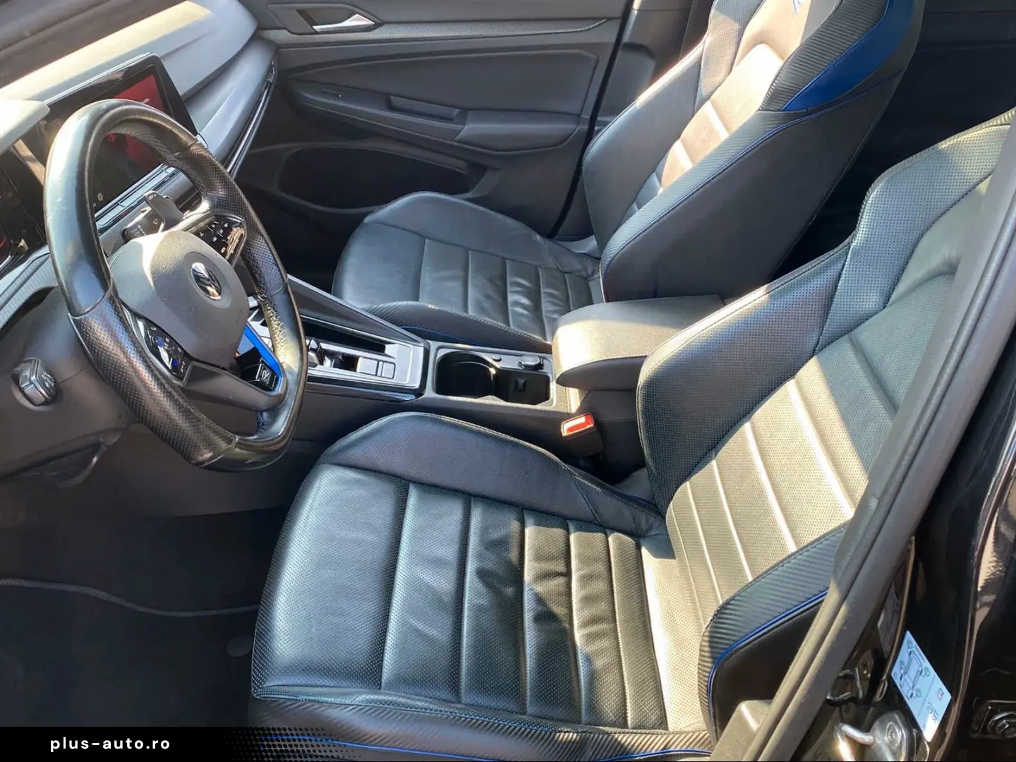 Golf VIII Lim. R 4Motion PANORAMA Head-Up