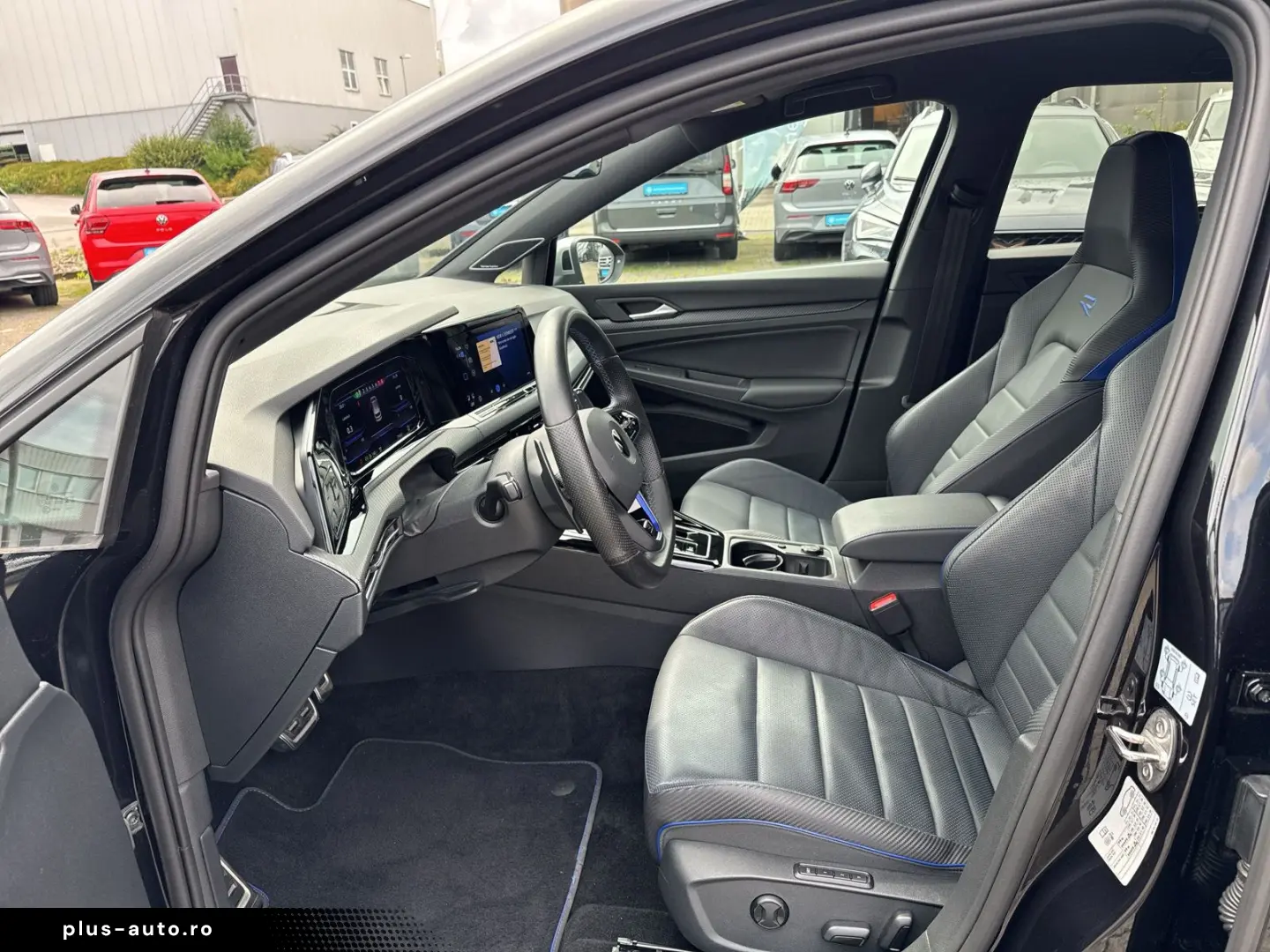 Golf VIII R MATRIX LEDER HARMAN DCC 19