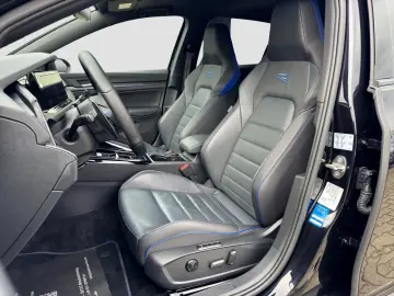 Golf R Performance PANO DCC AKRAPOVIC HARMAN KAM