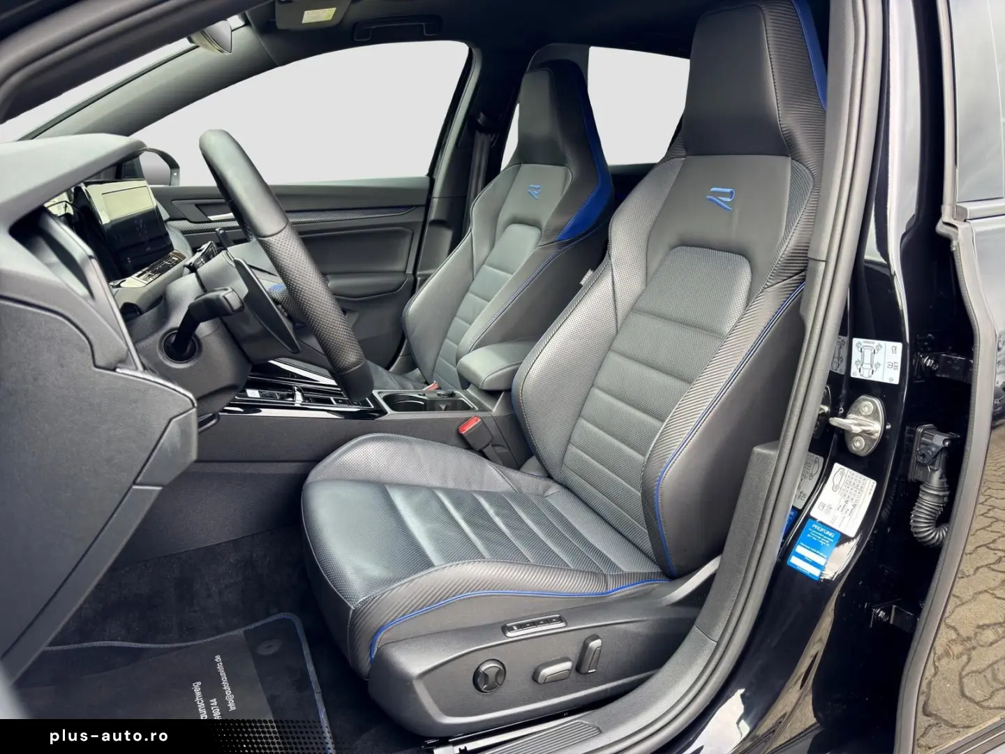 Golf R Performance PANO DCC AKRAPOVIC HARMAN KAM