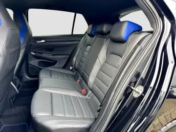 Golf R Performance PANO DCC AKRAPOVIC HARMAN KAM