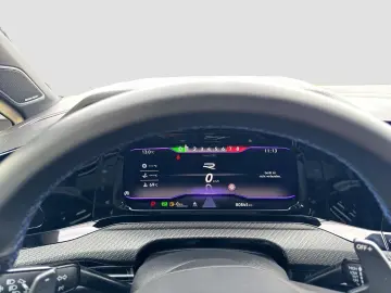 Golf R Performance PANO DCC AKRAPOVIC HARMAN KAM