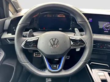 Golf R Performance PANO DCC AKRAPOVIC HARMAN KAM