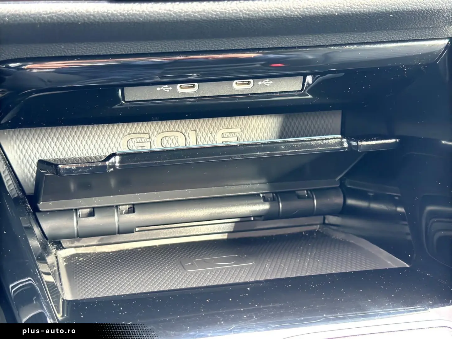 Golf R Performance PANO DCC AKRAPOVIC HARMAN KAM