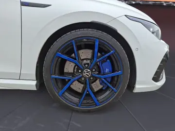 Golf R 2.0 TSI DSG 4Motion  PERFORMANCE KEYLESS