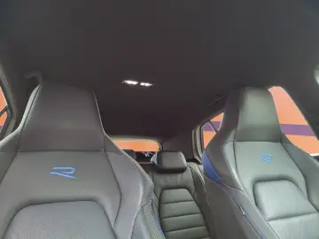 Golf R 2.0 TSI DSG 4Motion  PERFORMANCE KEYLESS