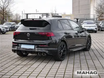 Golf VIII R BlackStyle 4Mot 2.0 TSI Leder IQ.Lig