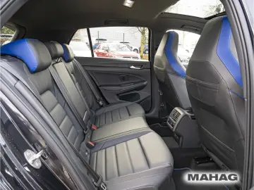 Golf VIII R BlackStyle 4Mot 2.0 TSI Leder IQ.Lig