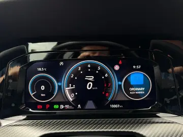 Golf VIII R 2.0 TSI  20 YEARS  Performance  H&K