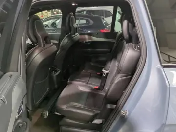 Volvo XC90 T8 Plug In Hybrid R Design