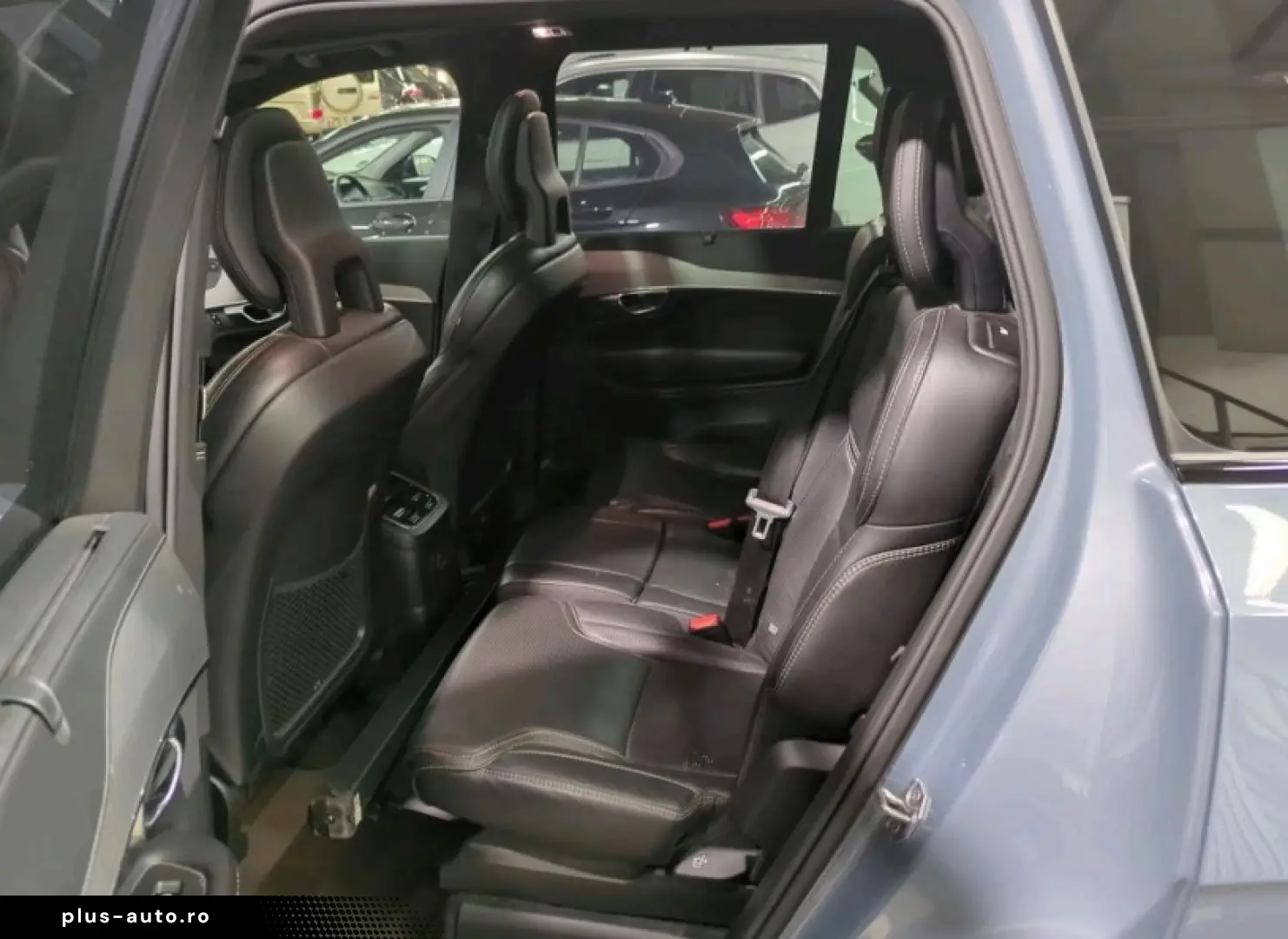 Volvo XC90 T8 Plug In Hybrid R Design