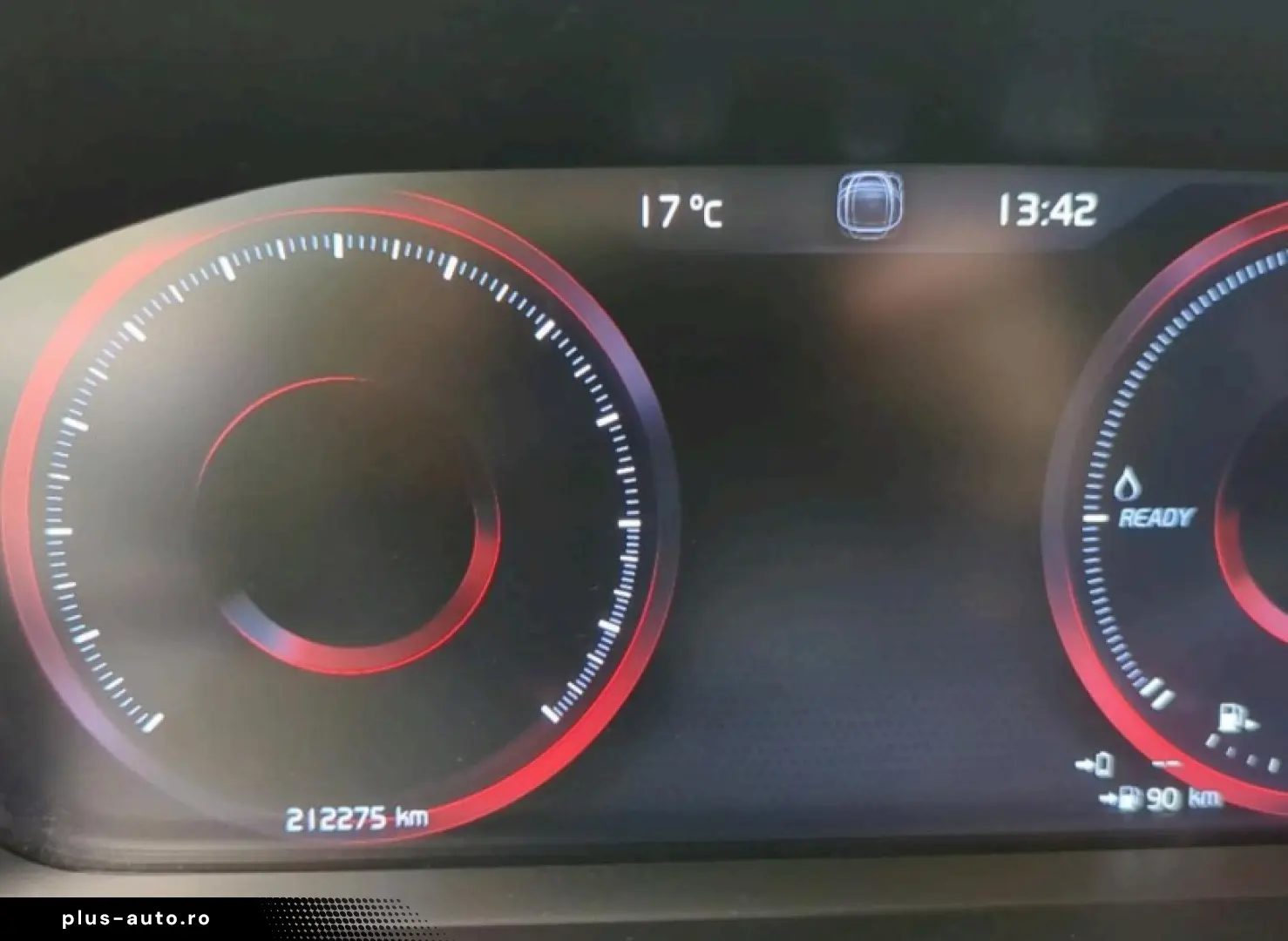 Volvo XC90 T8 Plug In Hybrid R Design