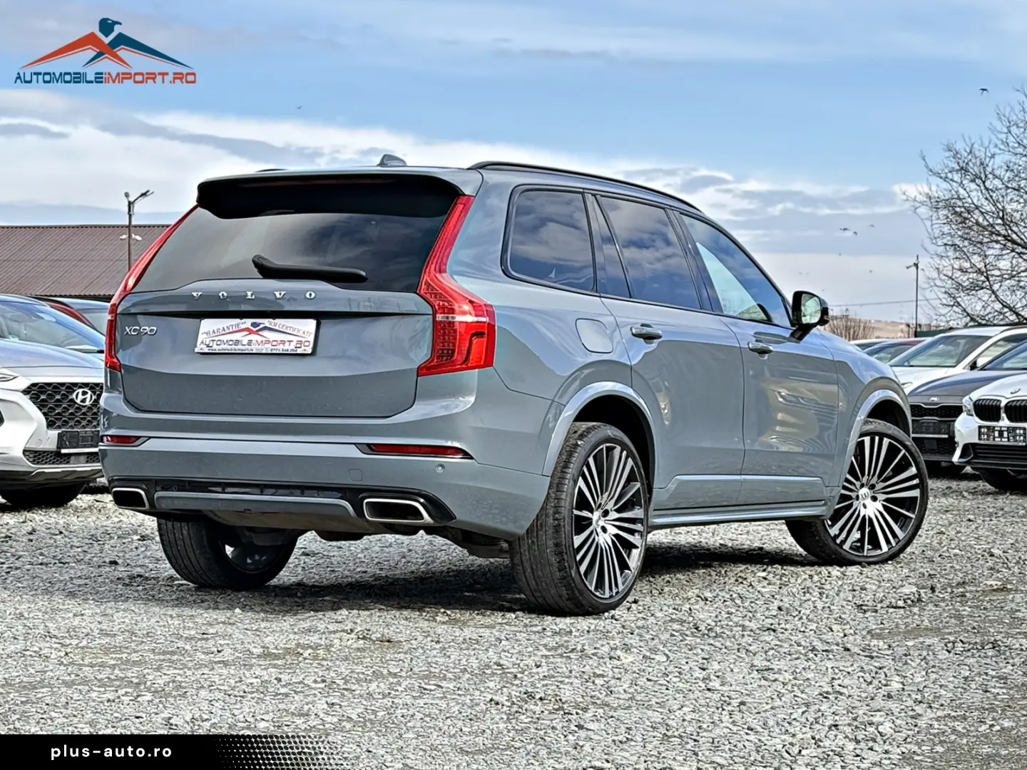 Volvo XC90 T8 Plug In Hybrid R Design