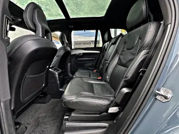 Volvo XC90 T8 Plug In Hybrid R Design