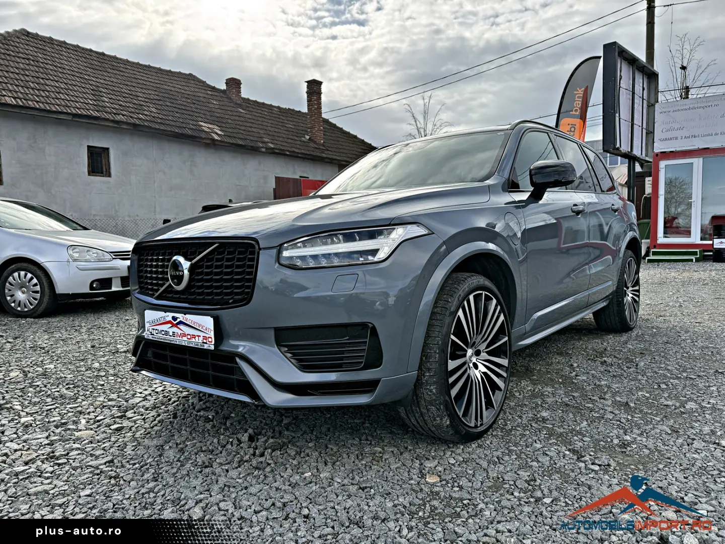 Volvo XC90 T8 Plug In Hybrid R Design