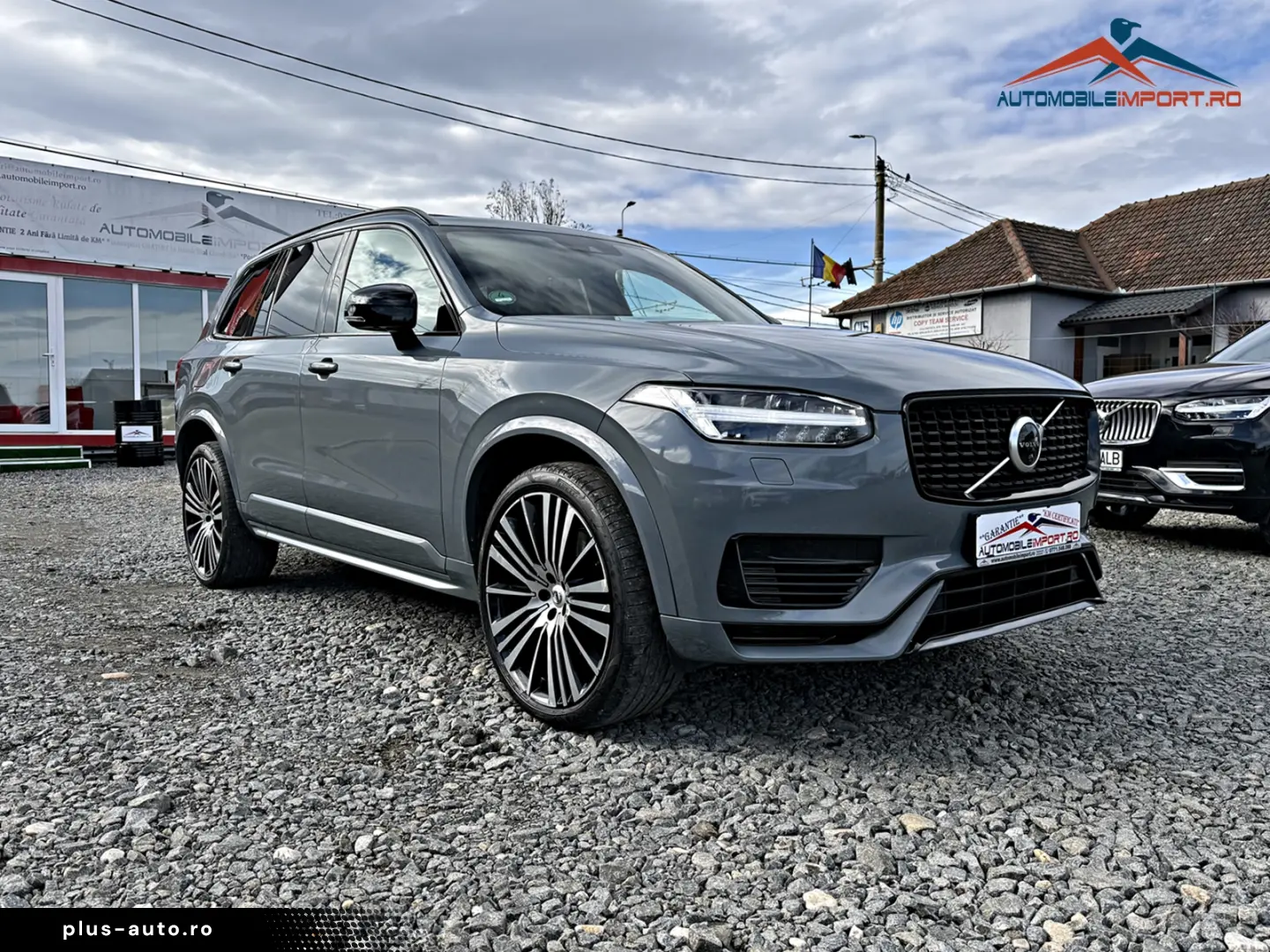 Volvo XC90 T8 Plug In Hybrid R Design