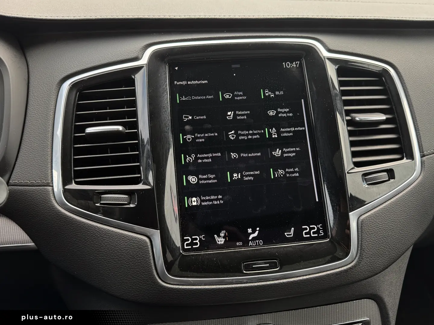 Volvo XC90 T8 Plug In Hybrid R Design