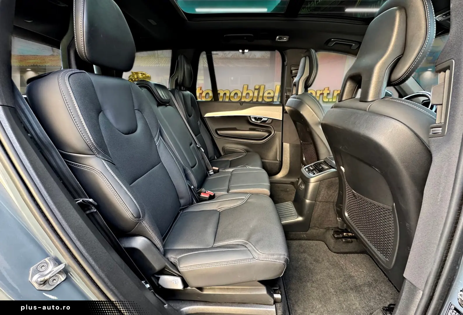 Volvo XC90 T8 Plug In Hybrid R Design