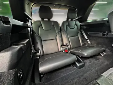 Volvo XC90 T8 Plug In Hybrid R Design