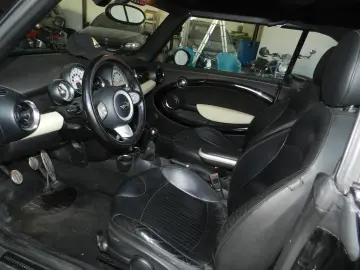 MINI John Cooper Works Cabrio