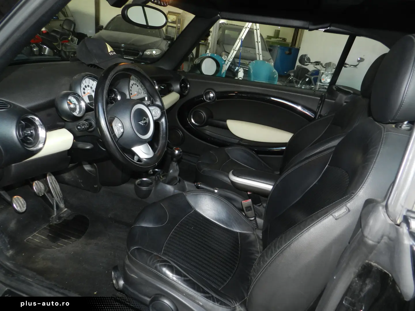 MINI John Cooper Works Cabrio