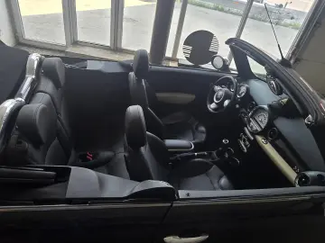 MINI John Cooper Works Cabrio