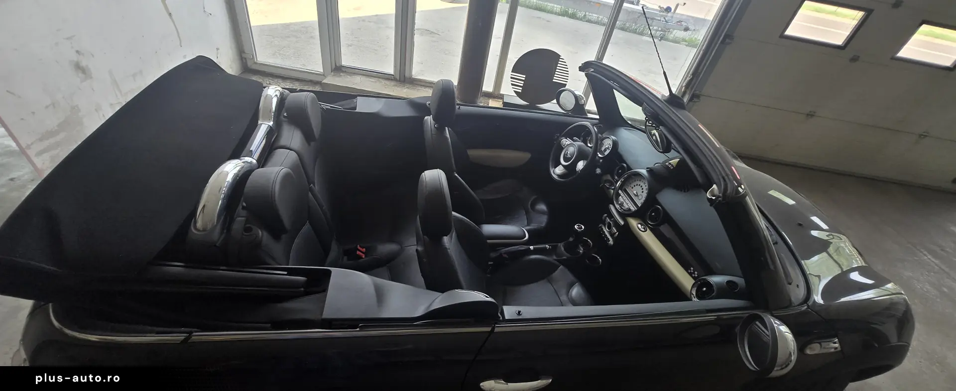 MINI John Cooper Works Cabrio