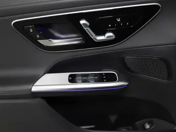 GLC 220 d 4M Coupé AMG Line 2x DigiLight AHK ACC