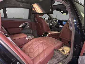 740 d xDrive M Sport Pro  Individual Theater TV