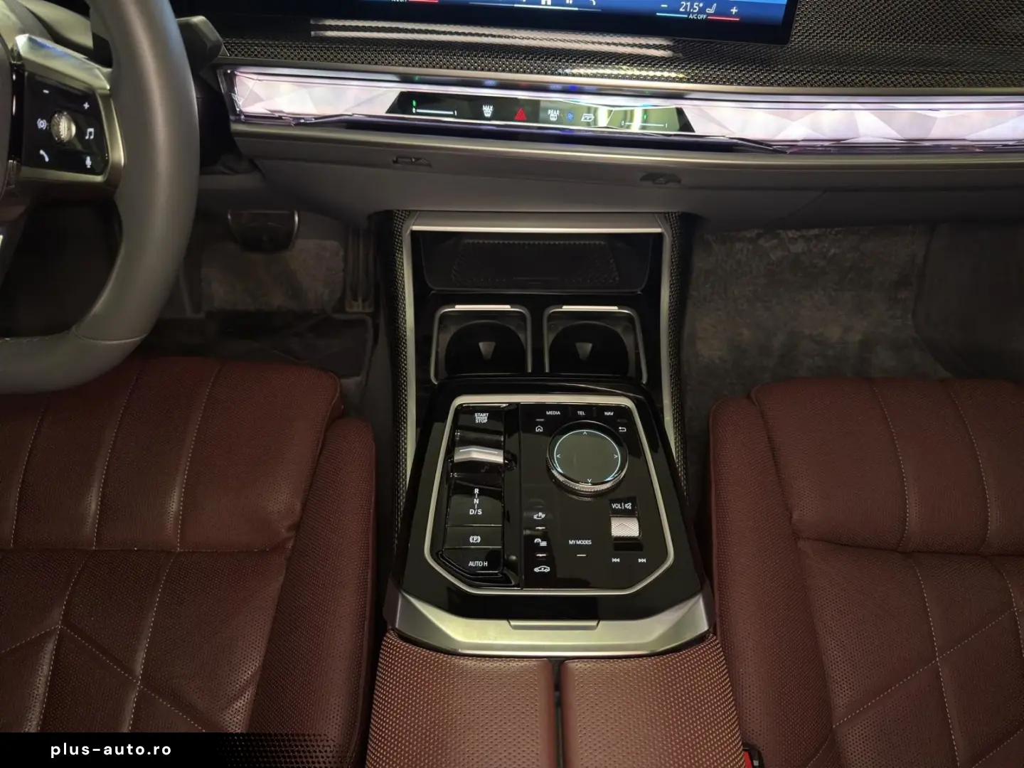 740 d xDrive M Sport Pro  Individual Theater TV