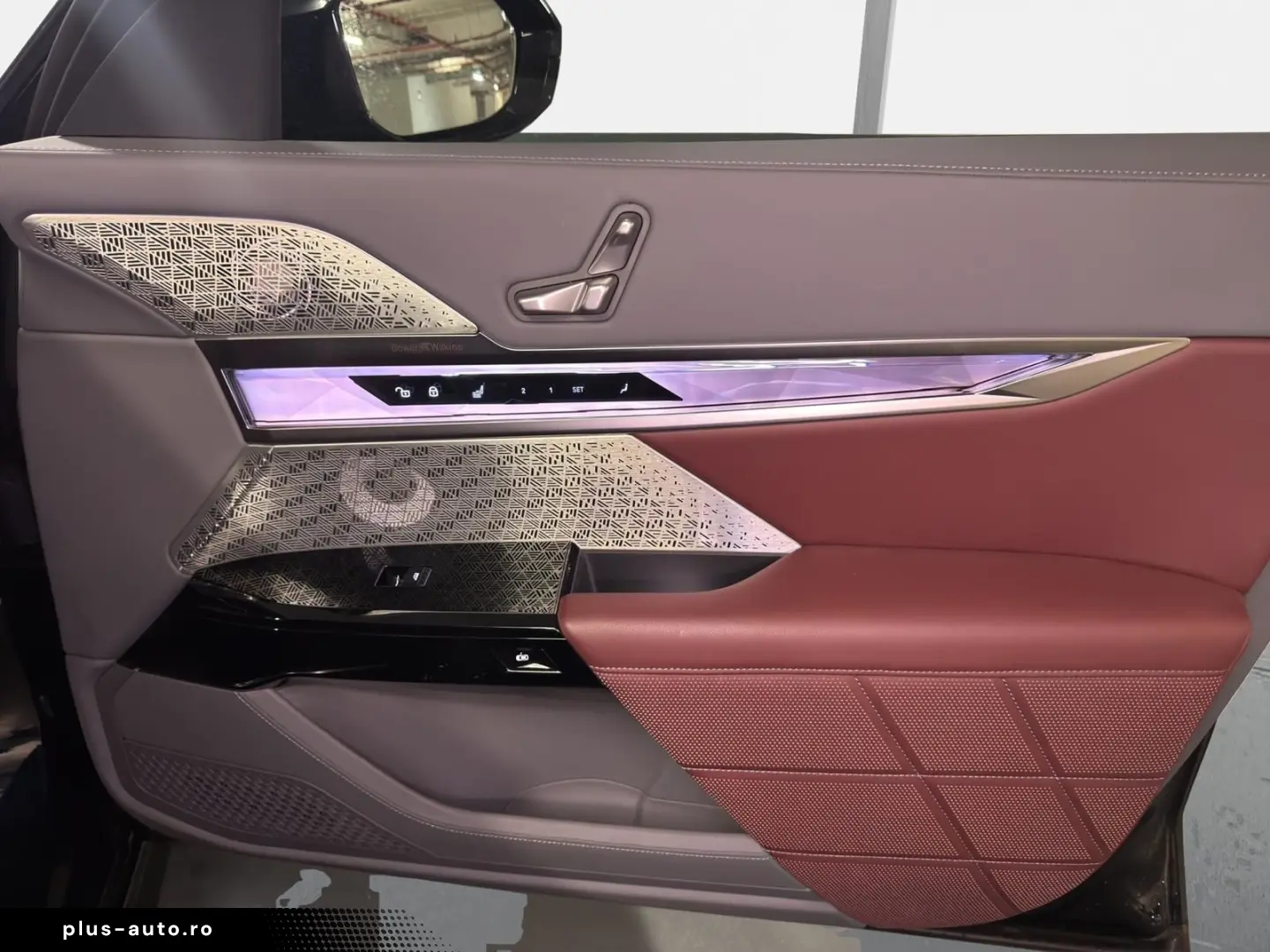 740 d xDrive M Sport Pro  Individual Theater TV