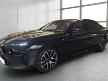 740 d xDrive M Sport Pro  Individual Theater TV
