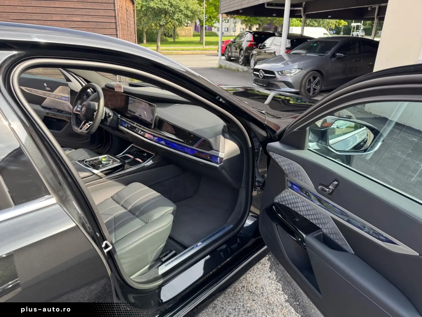 740 d xDrive M Sport TV SkyLounge Kristall