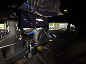 740 d xDrive M Sport TV SkyLounge Kristall