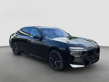 740 d xDrive M Sport Pro 4-Zonen-Klimaautomatik 360